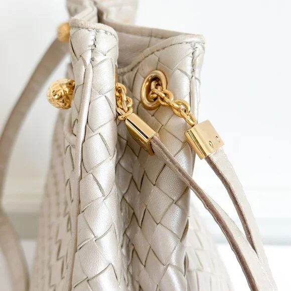 Bottega Veneta Shoulder Bag - Picture 5 of 16